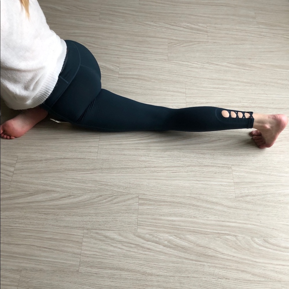 {S} Blue Athletic High Waist Leggings {Last one!} - Picture 8 of 8